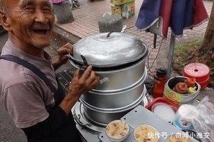 小吃|老大爷卖这种失传的美食, 40元一碗, 每天限量供应, 迟了再等一天