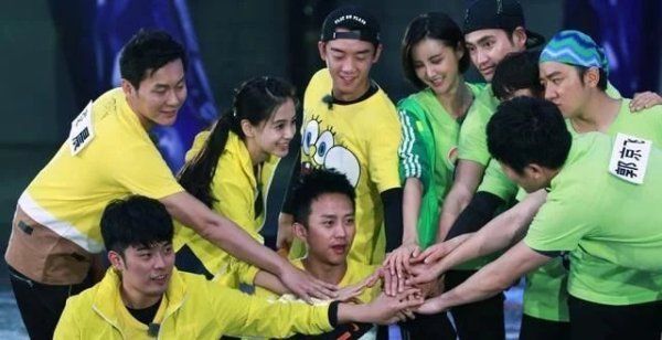 明星|明星为何纷纷退出《跑男》,原以为是档期问题,不料却暗含玄机