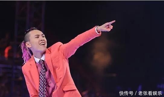 龙套|《中国好声音》一曲成名,跟导师闹矛盾被淘汰,现在成剧组龙套