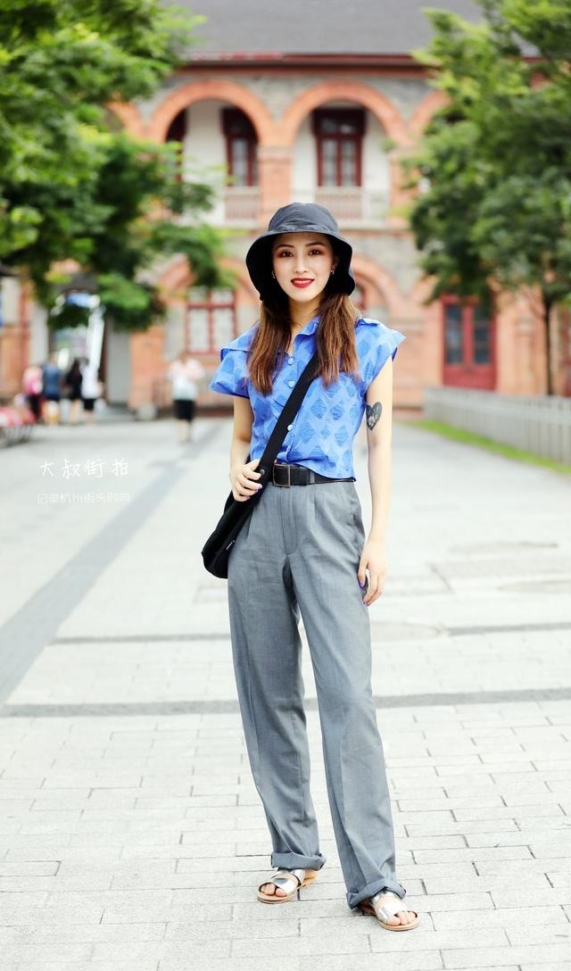  大叔|「大叔街拍」高温天就需要这种包包撑场了