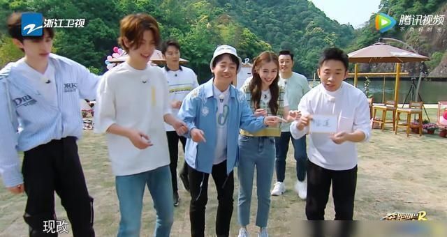 常驻|终于知道《跑男》为何火了,常驻嘉宾不是关键,他才是节目灵魂