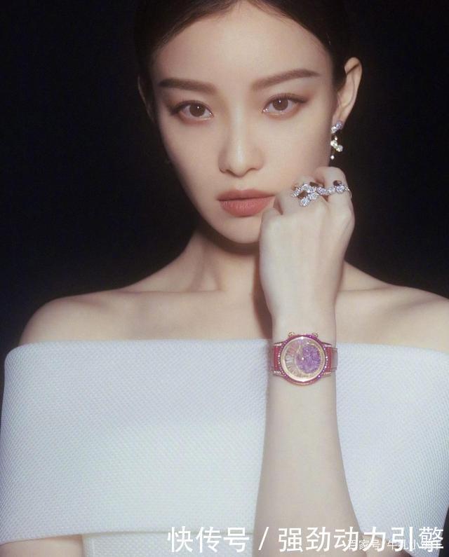  微笑|女生脸上有这3个特征，是很吸引直男的“微笑脸”，很容易招桃花