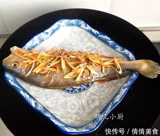 不腥|蒸鱼时，千万别直接上锅，多做这2步，鱼肉鲜嫩入味一点不腥