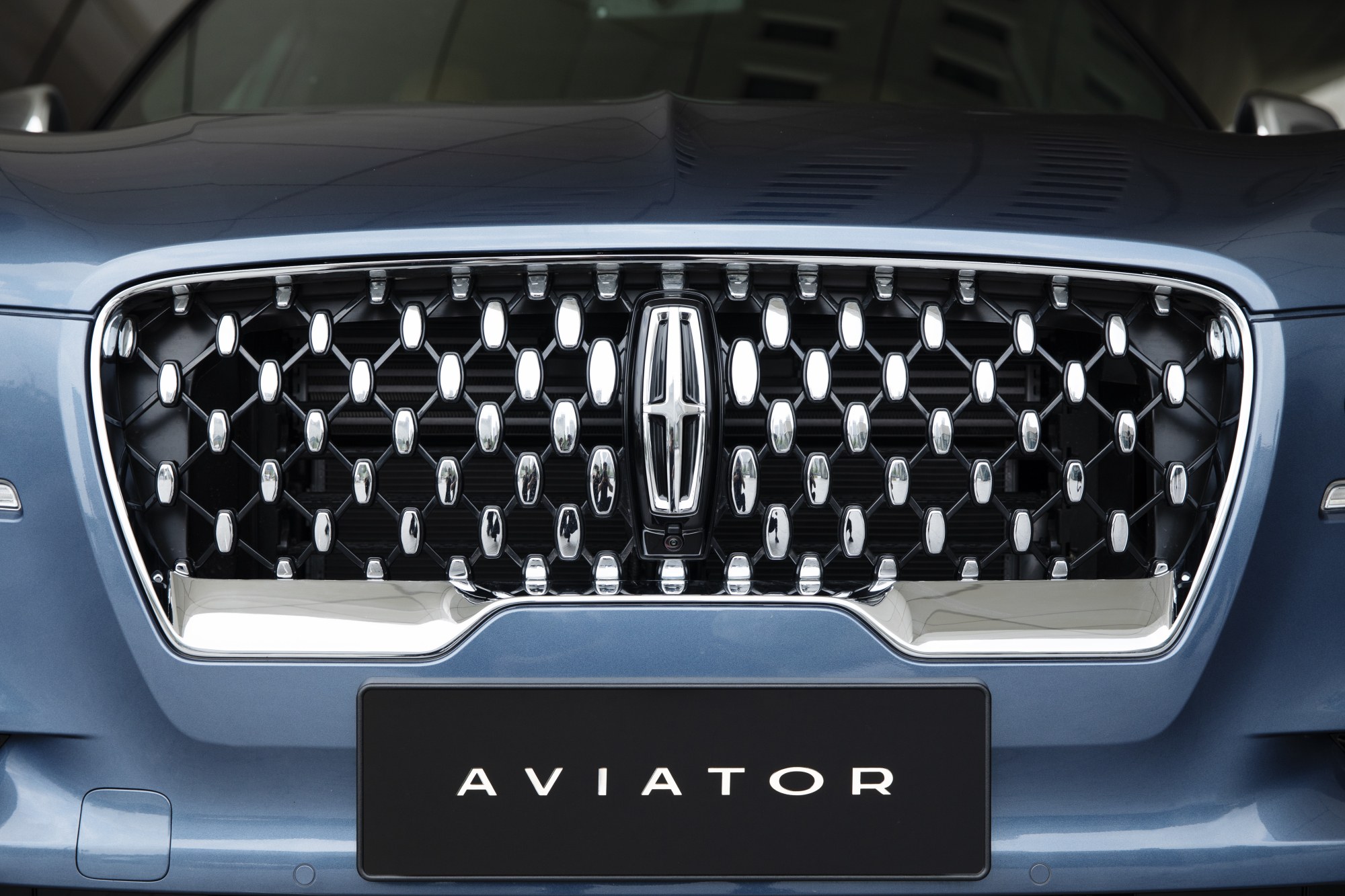 长轴距|一家人出行新选择,3025mm超长轴距,2022mm宽体车身,50.98w起