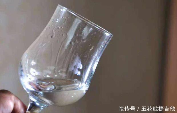 着不同|国内公认“尴尬”的4种酒,外行人瞧不上,内行人成箱买