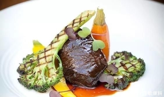 餐厅|米其林餐厅菜品摆盘,“这些大厨真的是艺术的创造者”