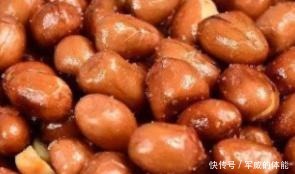 美食受到|让老外学筷子“气愤不已”的4种美食，豆腐不算啥，图四国人看哭