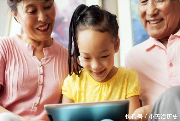 为啥|为啥现在姥姥成为带娃“主力军”？这3个优势，是奶奶所没有的