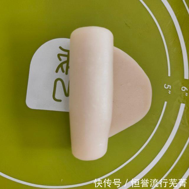 蛋黄|蛋黄酥,自己做的吃着更健康