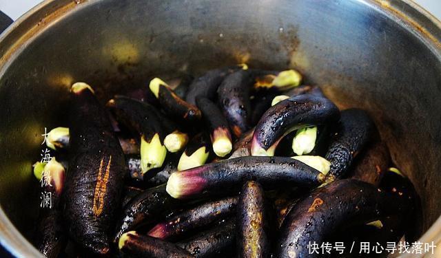 季节|腌咸菜的季节,教你做老式蒜茄子,一次多腌点,一个冬天也不坏
