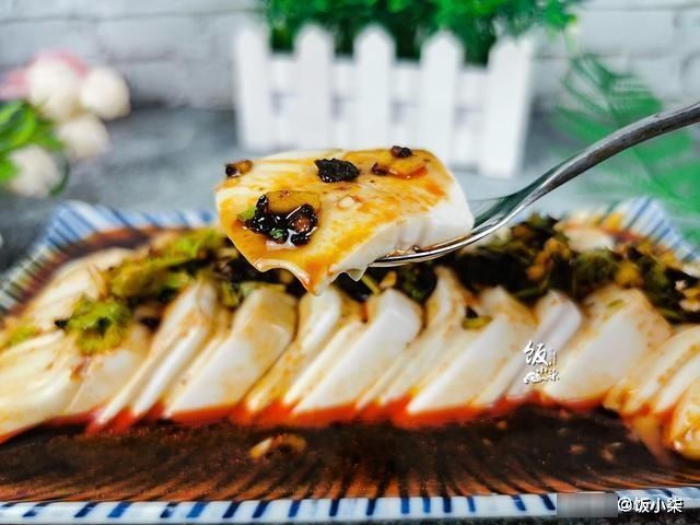  豆腐|做凉拌豆腐，有人先焯水，有人直接拌其实都不对，教你正确做法