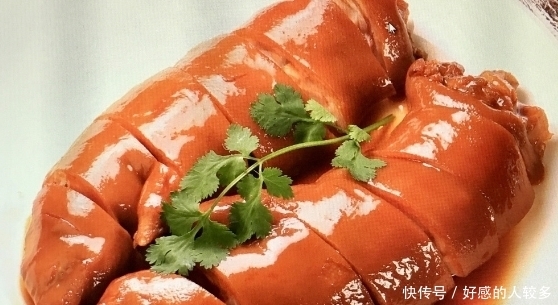  喜欢|富含胶原蛋白！猪蹄这样做，延缓皮肤衰老好，喜欢美女多吃！