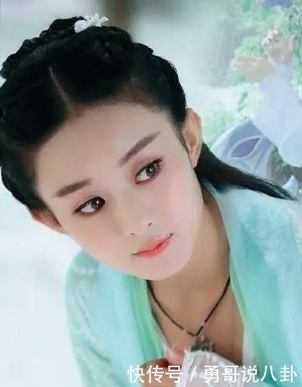 接触|爆赵丽颖主动接触中餐厅,为何王俊凯杨紫都想啃下这块“大饼”