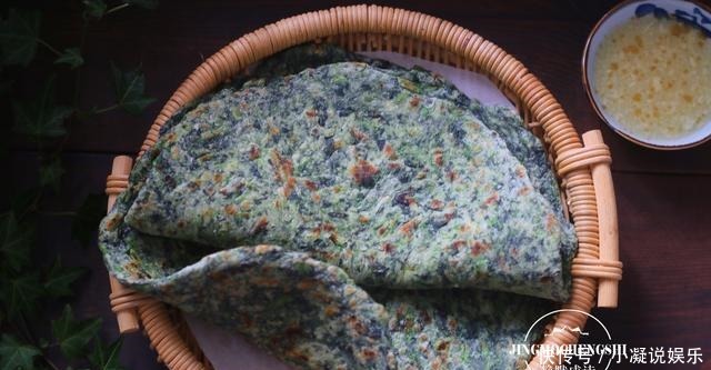 吃法|我家最爱的菠菜吃法,不炒也不拌,又香又软,一次一斤不够吃