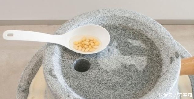 都比较喜欢|石磨豆腐,很多人都没有吃过,这可是一道绝味儿名吃啊