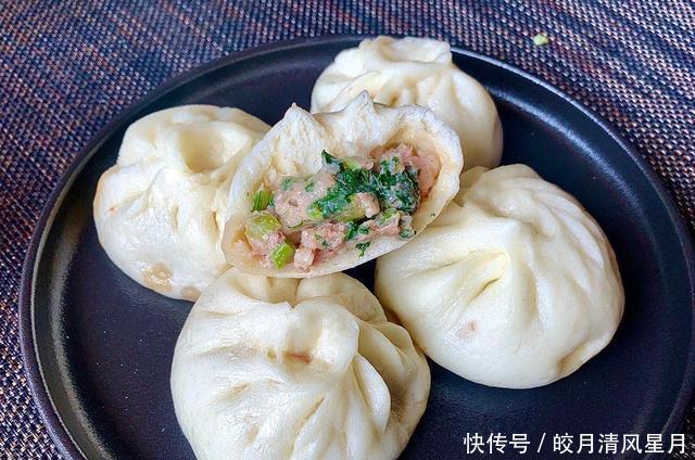 简单|想要青菜馅包子翠绿不发黄,教你2个小技巧,一学就会,简单实用