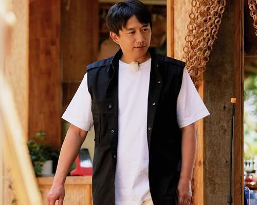 大厨|黄磊“大厨”人设崩塌,红烧肉竟然先炖后炒,不会做饭就直说