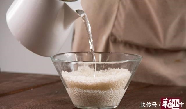 不到|把宅家邻居勾得不行!香得连锅巴都抢不到