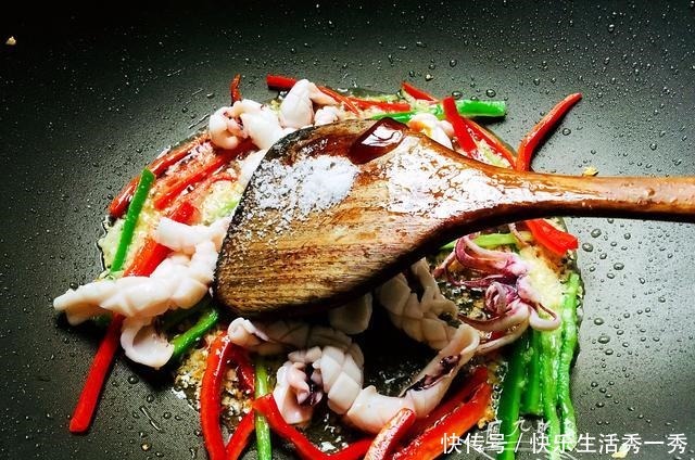 猪肉|9月遇见这海鲜必买,鲜美又营养,别老吃猪肉了,端上桌瞬间抢光