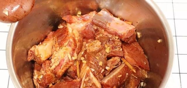  看着|夏天宴客，教你一道零失败的蒸菜，香气四溢，看着都流口水了