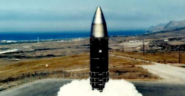 养老|曾为获得美国永久国籍,为美国造出核导弹,现在竟想回中国养老