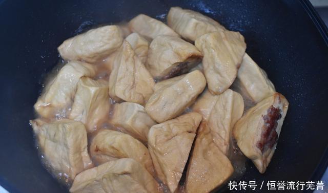 酿豆腐干|吃豆干,我家最爱这做法,加点肉馅越吃越香,吃了二十多年都不腻