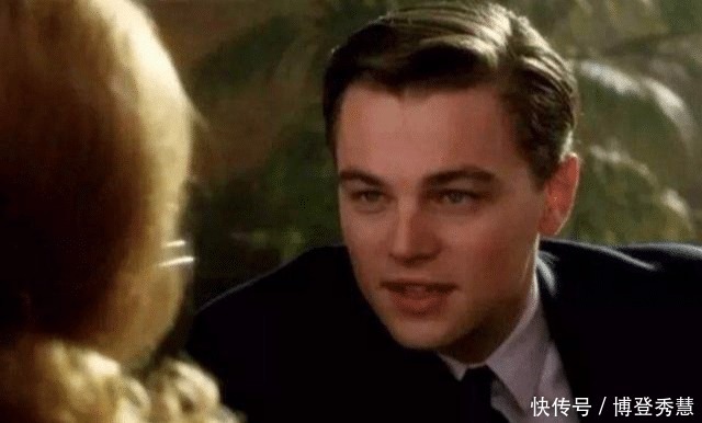  同居|史上最牛诈骗犯，冒充飞行员，驾驶飞机4年，还和多位空姐同居