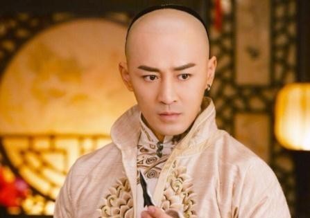 生前|多尔衮生前的煊赫,与死后的惨状形成鲜明的对比,令人感慨不已