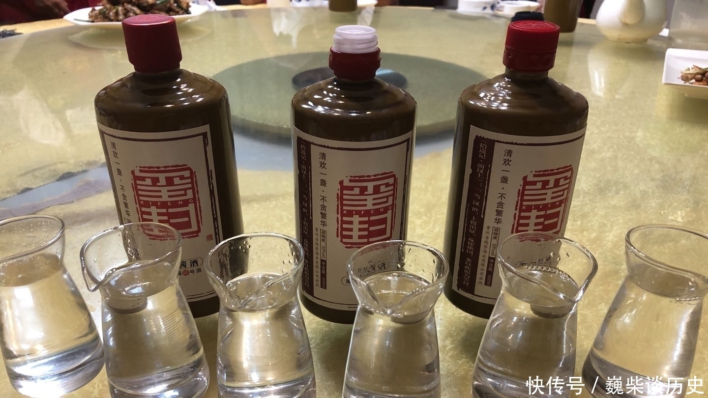 记住|怎么区分粮食酒和酒精酒?酒厂师傅:记住这4点,让你轻松看出来