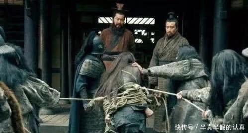 曹操|曹操收张辽,刘备观察三次,第一眼第二眼第三眼分别什么意思?