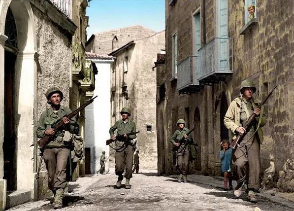 军士兵|精选一组罕见二战照片;德军最年经的师长等