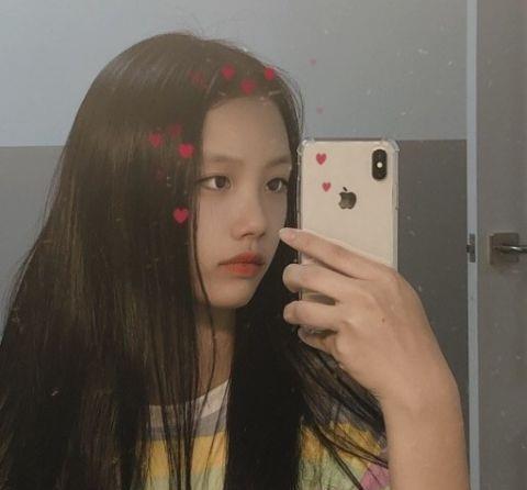 羡慕|李同国大女儿14岁的完美型美貌！个高腿长太让人羡慕了～