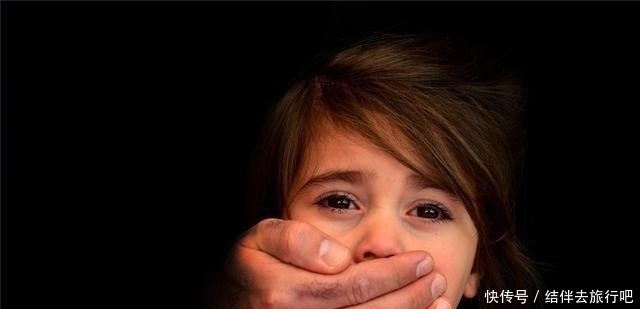 苏打水|超市推出“寻娃水”，每一瓶都毁了一个家，说是水，不如说是泪