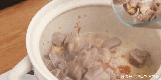 牛腩|掌握这几个小技巧,你做的番茄炖牛腩也能软烂入味,汤汁浓郁