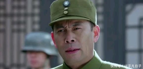  军队|抗战期间，中国军队的帽子中间为何总有两粒纽扣？真相原来是这样