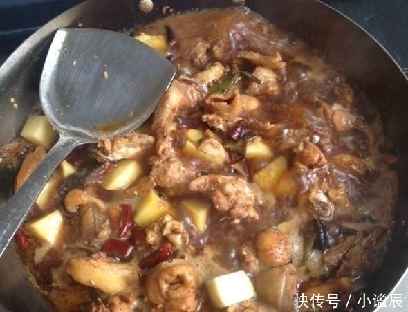 适量|“炖鸡”别只会加水! 用它炖比原来的香10倍, 鸡肉更嫩更入味