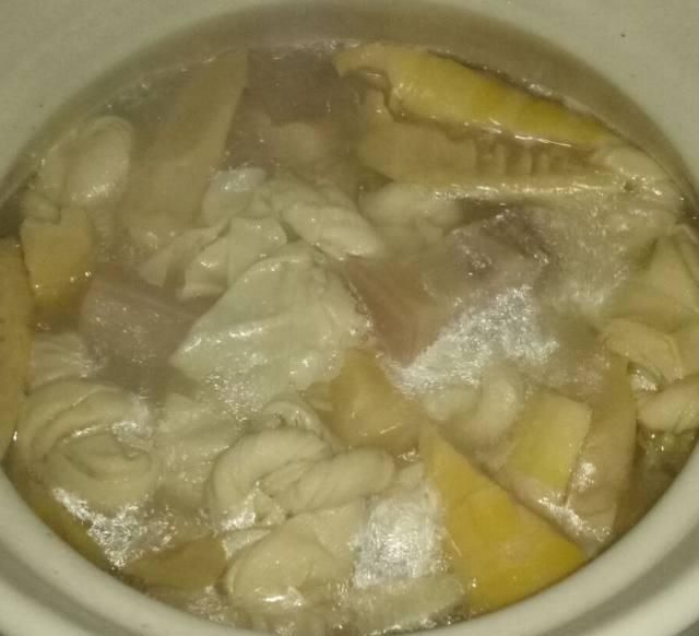 味道|清淡版的腌笃鲜,味道一点也不含糊,吃起来淡淡的香,很不错