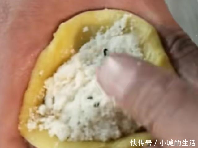 大包|大包酥做的小酥饼好吃到爆,层层酥脆直掉渣,省事快捷香甜不腻