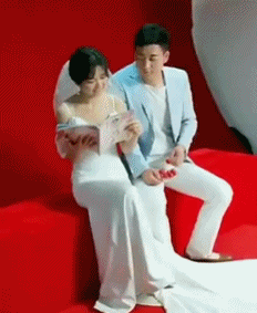 难道|搞笑GIF:这里面的难道是花生?我看着像,我回家带布袋!