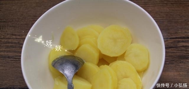 土豆泥|拿“它”当晚餐,2天吃1次,坚持1个月,腰变苗条了,皮肤白嫩