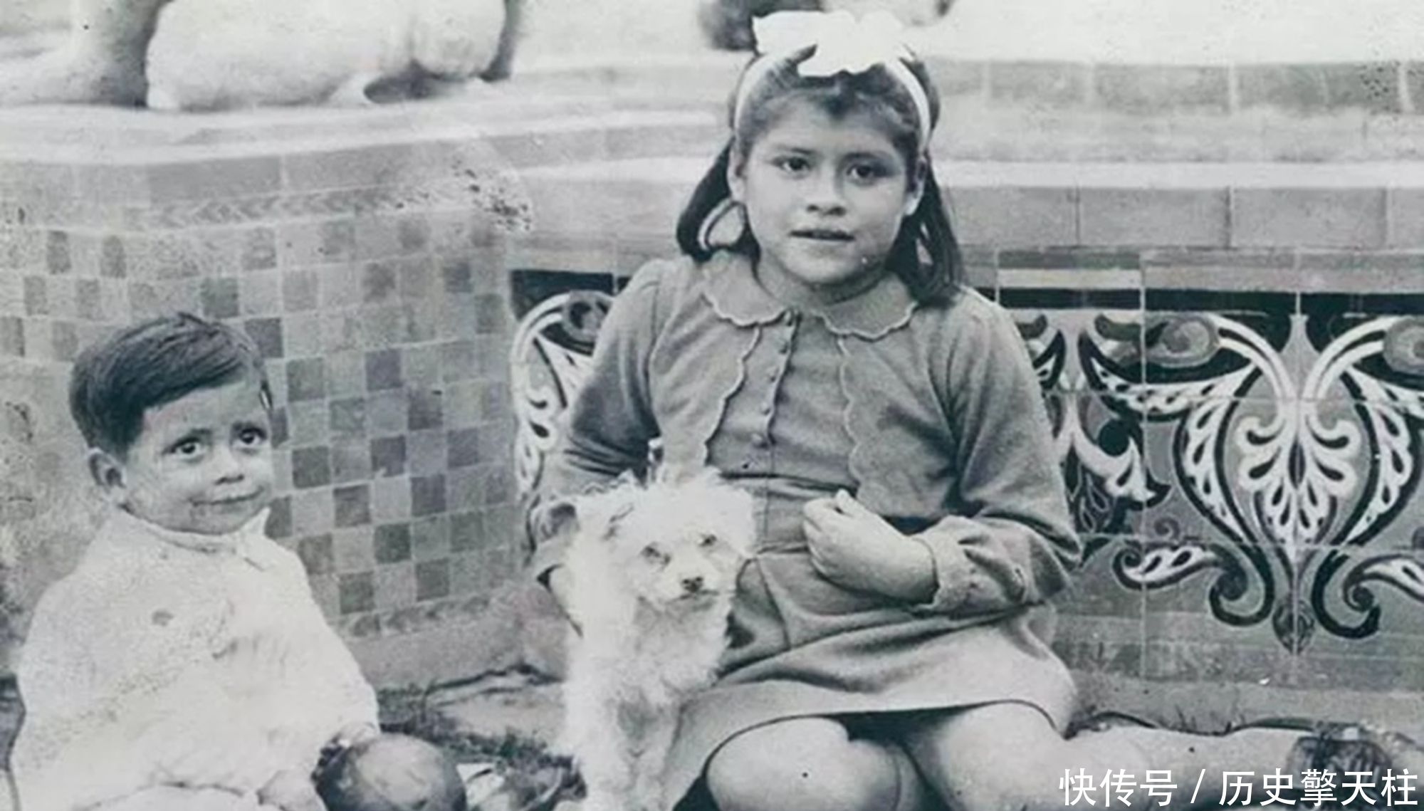 寄生|史上最小产妇非寄生胎,5岁产子打破生育极限,儿子称她“姐姐”