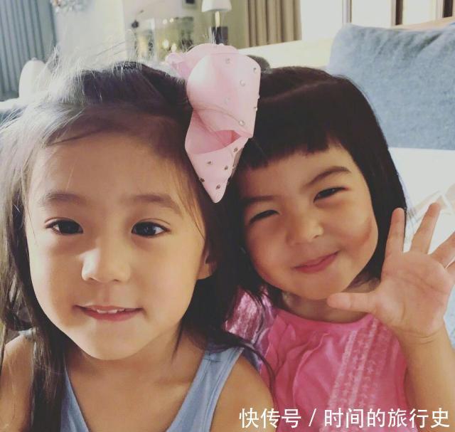  家里|家里有三个女孩，真高兴，贾静雯庆祝软件的生日