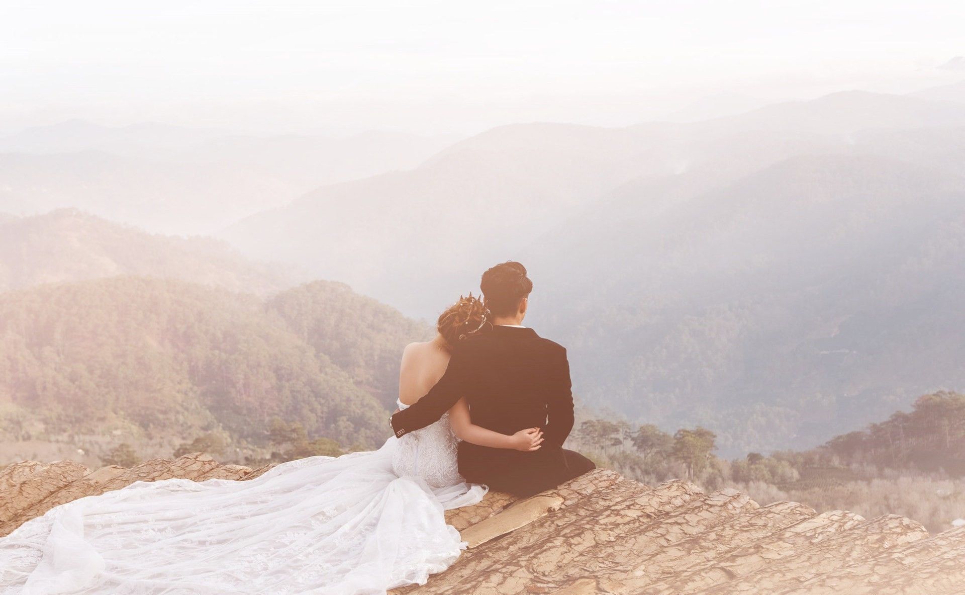 街头记者|天价彩礼正在消失，可结婚依然很难，这是一个女人的经历