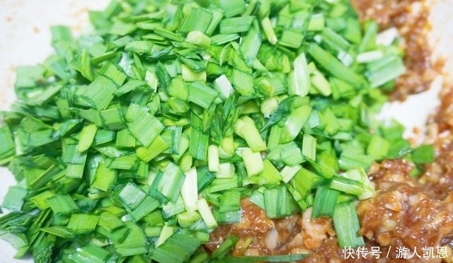 韭菜|蒸包子,记住不要直接上锅蒸,技巧教您,松软好吃,超级简单