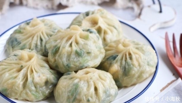 包子|做包子别再发面了,教你新做法,皮薄馅大,比发面的好吃10倍