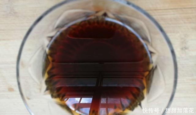  夏天|夏天懒人面条吃法——麻辣凉面，酸辣爽口，一次两碗都不够