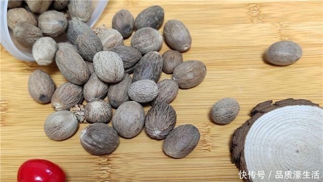 面馆|给朋友面馆助力,7种香料配比,来个爆款五香炸酱面