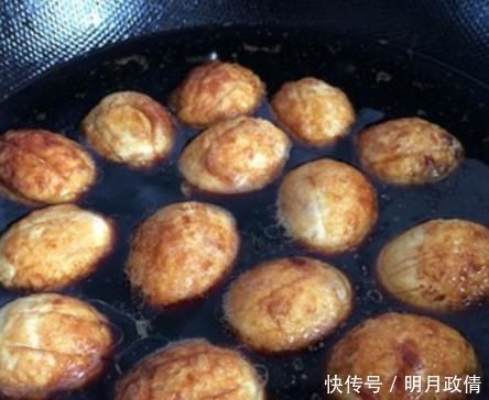 把鸡蛋|鸡蛋别只会水煮!多加“1步”,5元1个有人抢着要,真是太香了!