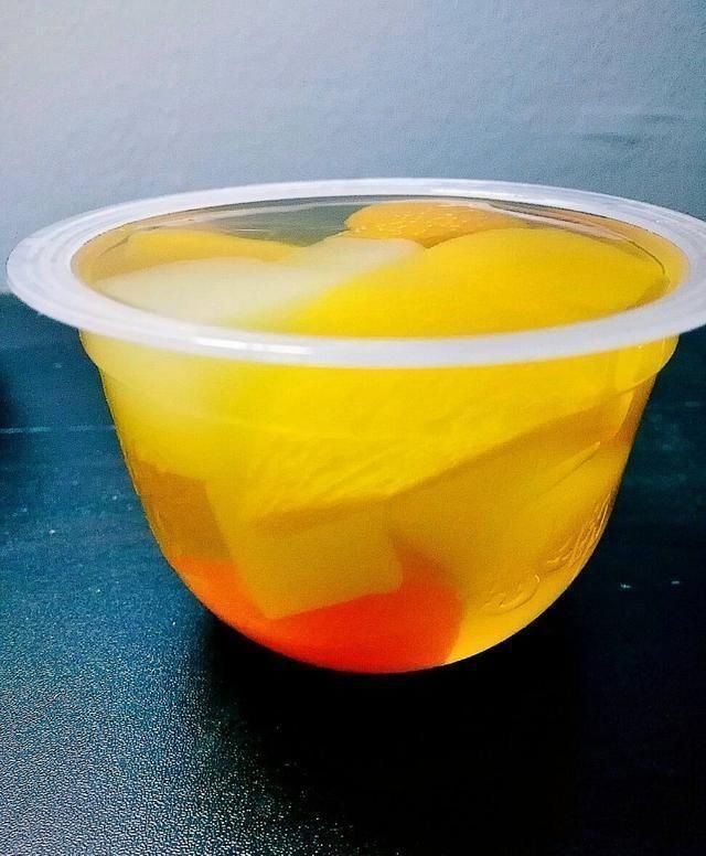 好不容易|吃零食的时候,让你感到非常尴尬的6个瞬间,你遇到过吗