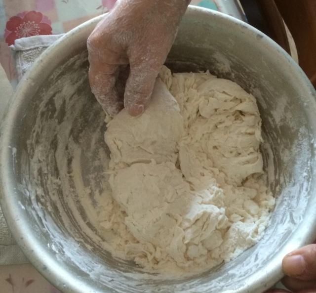 盒子|韭菜盒子,最好不要直接开始包,试着这样做,盒子外焦里嫩更好吃